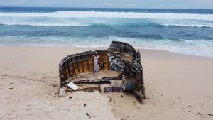 Nunggalan Beach Shipwreck