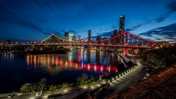 guide to south east Queensland Story Bridge
