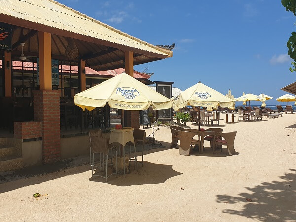 Bali travel is open again!