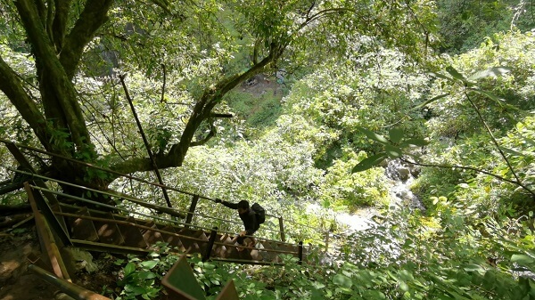 Stairway down to the bottom