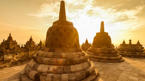 is yogyakarta better than bali