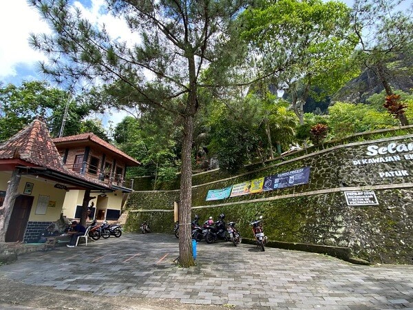 gunung api purba carpark