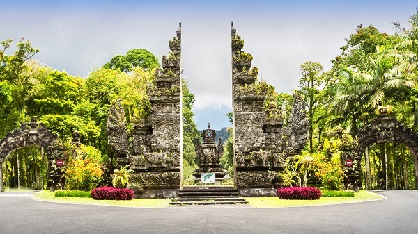 Kebun Raya Bali Hindu Temples