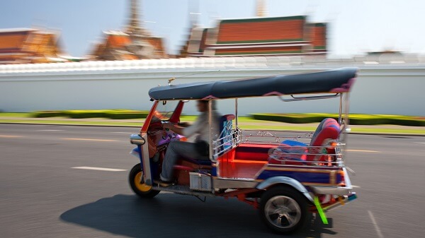 grand palace tuk tuk scam bangkok