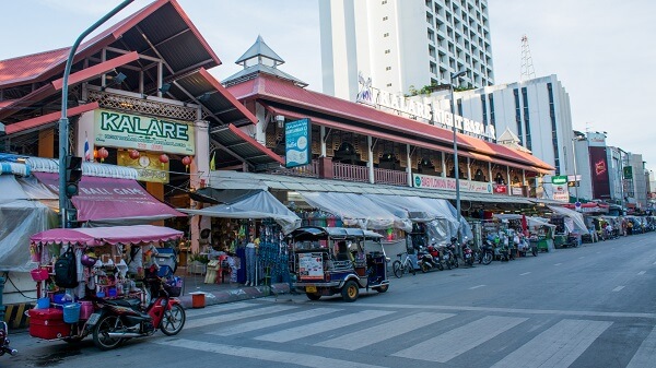 Changklan Road Markets