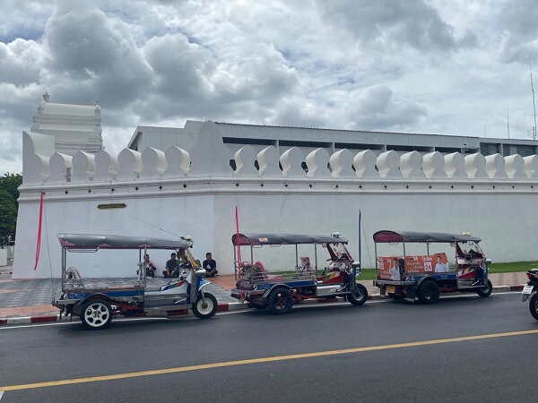 Tuk Tuk's waiting for unsuspecting tourists