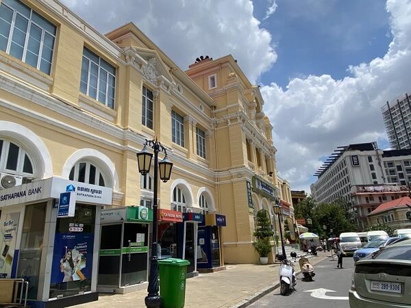 tips to travel cambodia Atm fees are high