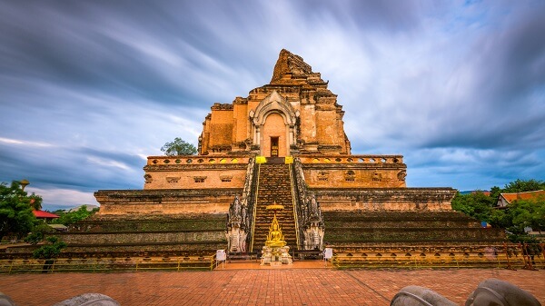 guide to chiang mai wat chedi luang