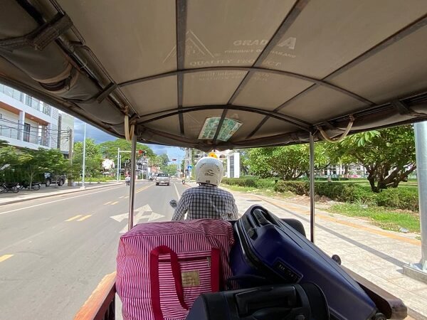 tuk tuk hand luggage
