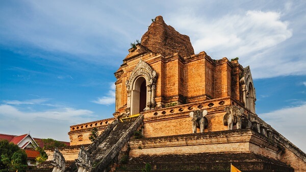 The incredible Wat Chedi Luang