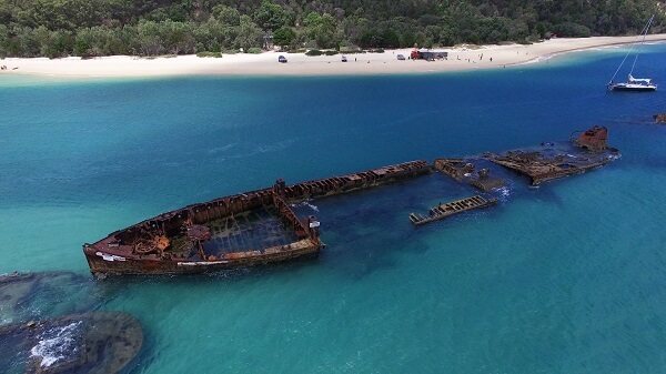 The beautiful Tangalooma Beach and Wrecks