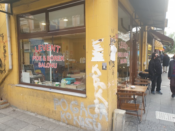 where to eat in kadikoy Leven Pide