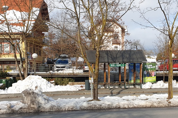 Get off at Bled Union stop in Lake Bled