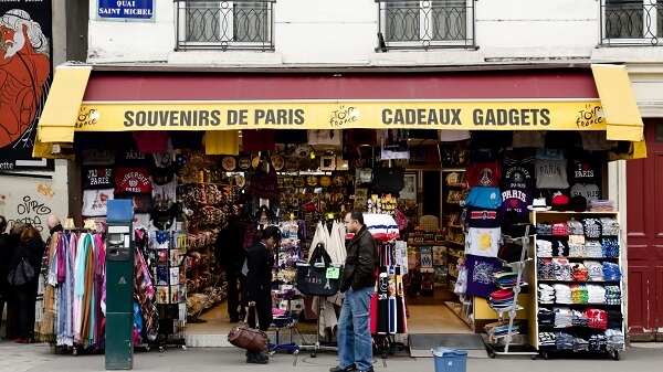 is paris overrated people