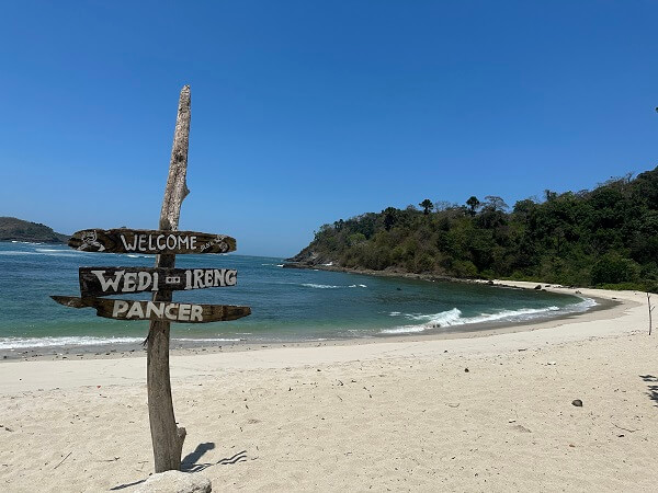 Pantai Wedi Ireng alone