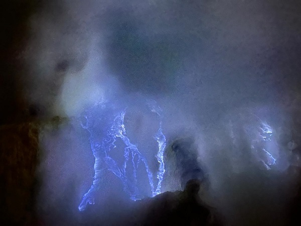 Mount Ijen Hike blue fire