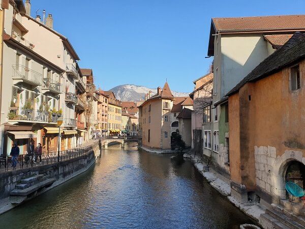 guide to annecy canals