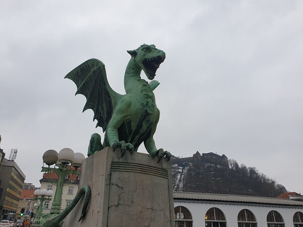 guide to ljubljana dragon bridge
