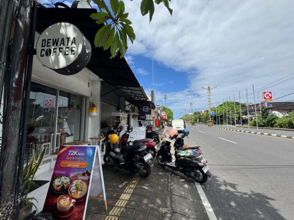 places to eat in Nusa Dua Dewata Coffee