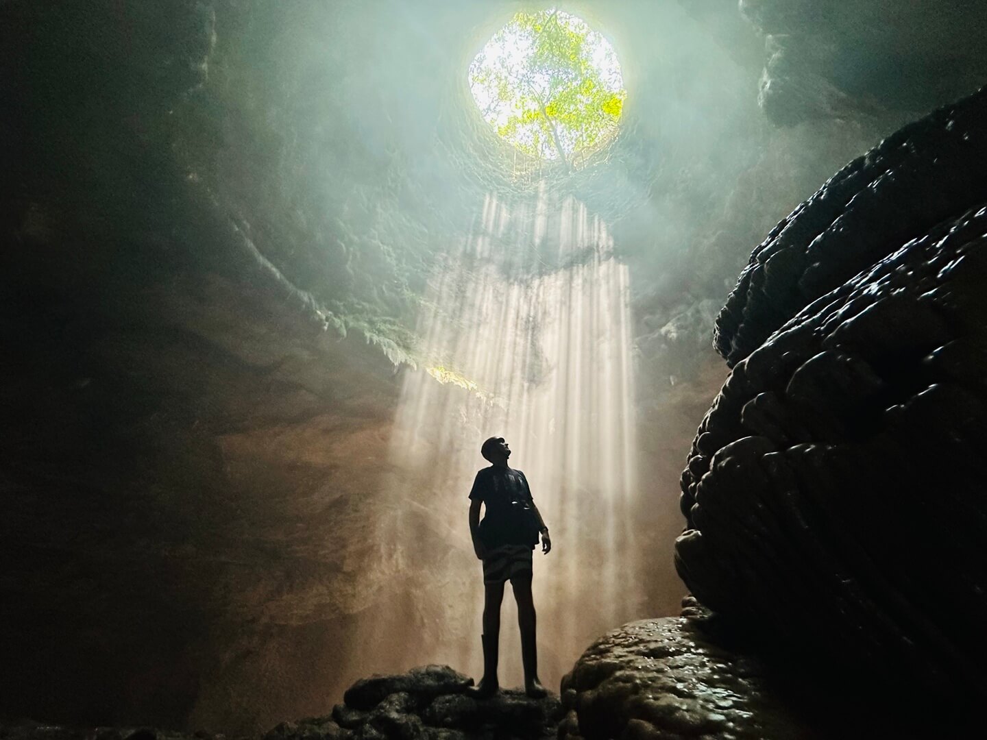 TRAVEL STORIES – Unmissable Tales from the Road